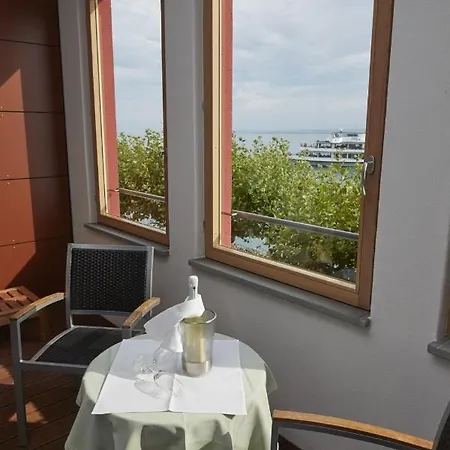 Flair Zum Schiff 3*