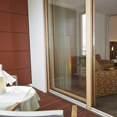 Flair Zum Schiff Hotel 3*