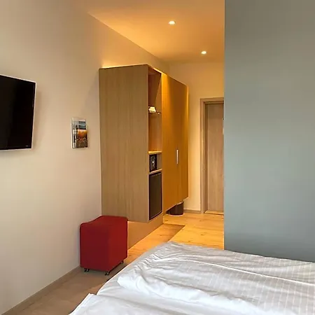 Otel Flair Zum Schiff
