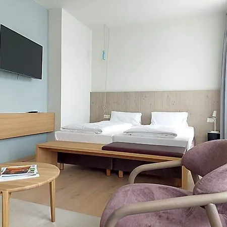 Flair Zum Schiff Otel 3*
